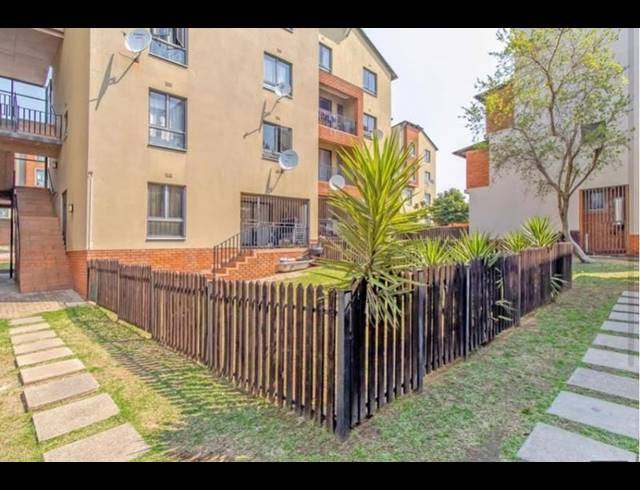 2 BEDROOM PROPERTY TO RENT IN NOORDWYK